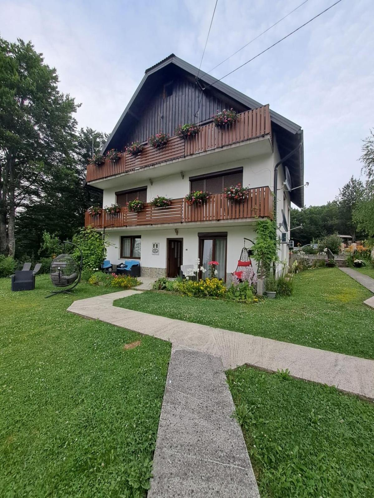 Tomljanovic Hotel Plitvicka Jezera Ngoại thất bức ảnh